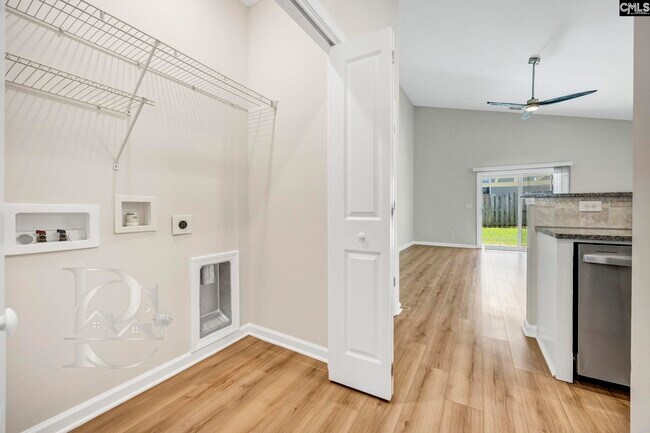 Building Photo - 1 Bouquet Ct
