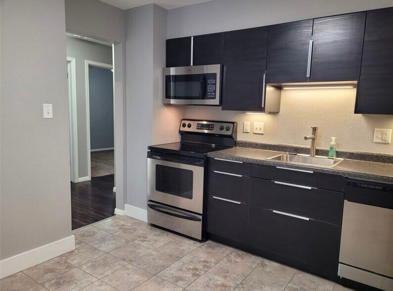 Building Photo - 3316 68th St