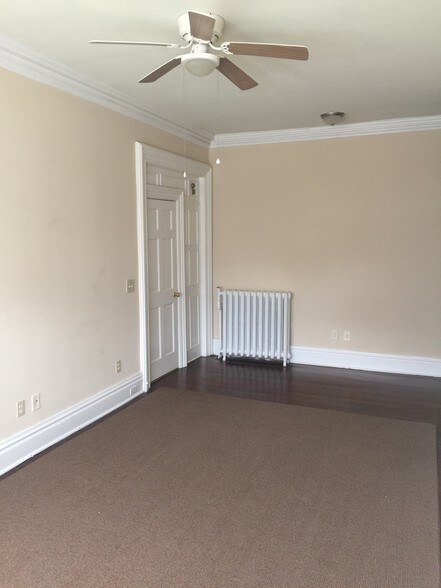 Building Photo - 149 Keyes Ave