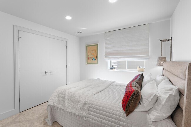 Building Photo - 11477 Gracey Ln