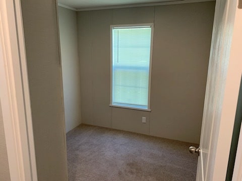 Building Photo - 160 Forrest Ave