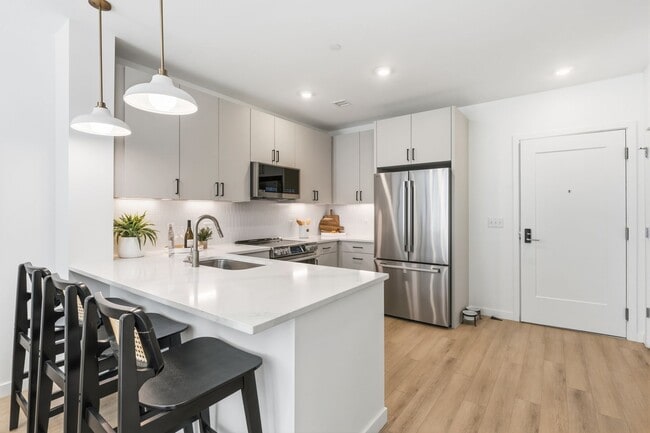 Building Photo - Upscale 1BR Living at The Sage | Luxury Amenities Included
