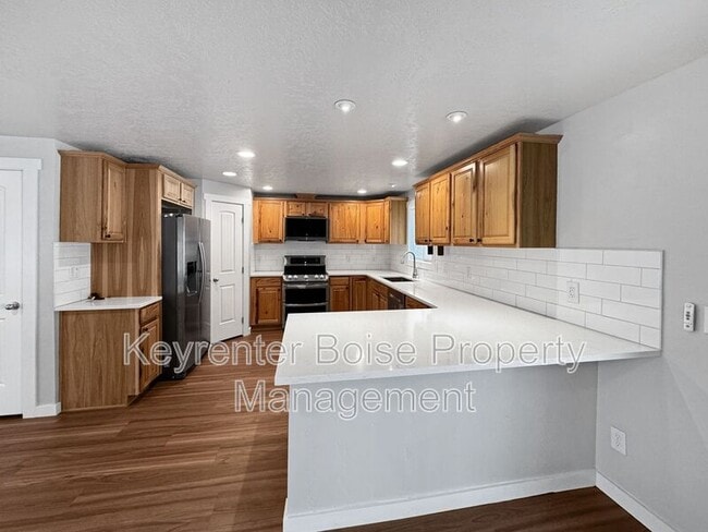 Building Photo - 4727 Arrowhead Way