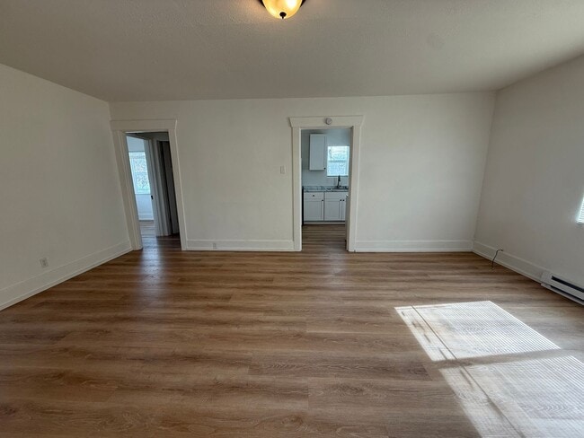 Building Photo - Now renting 2 bedroom House