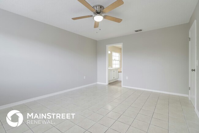 Building Photo - 4000 Downey Ct