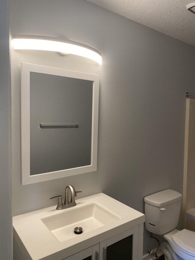 Building Photo - 1251 Sumner Ave