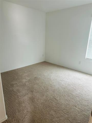 Building Photo - 3212 Coyote Way