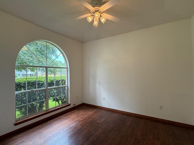 Building Photo - 4444 Southminster Cir