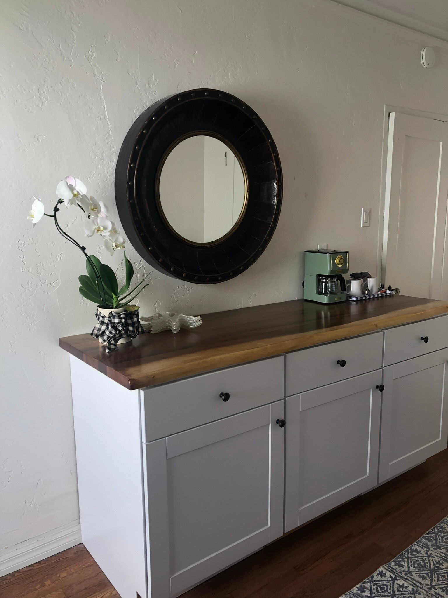 Building Photo - 2180 Foster Ave