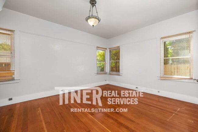 Building Photo - 4201 53rd St