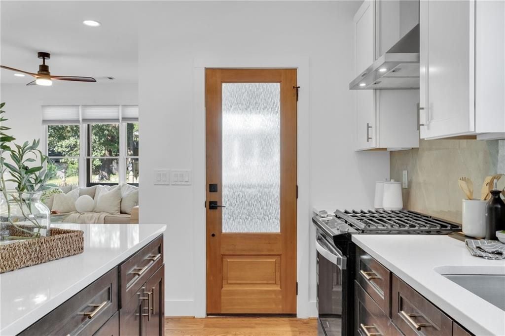 Building Photo - 976 Dunning St SE