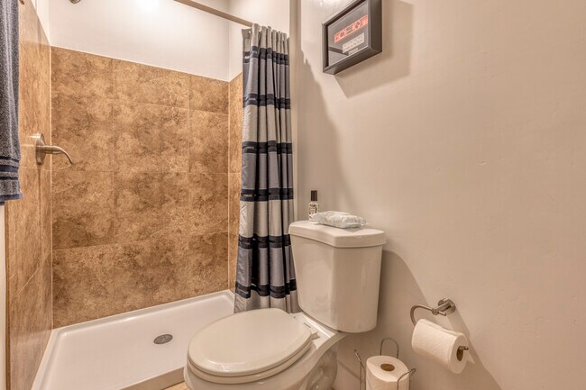 Building Photo - 3805 Keating St