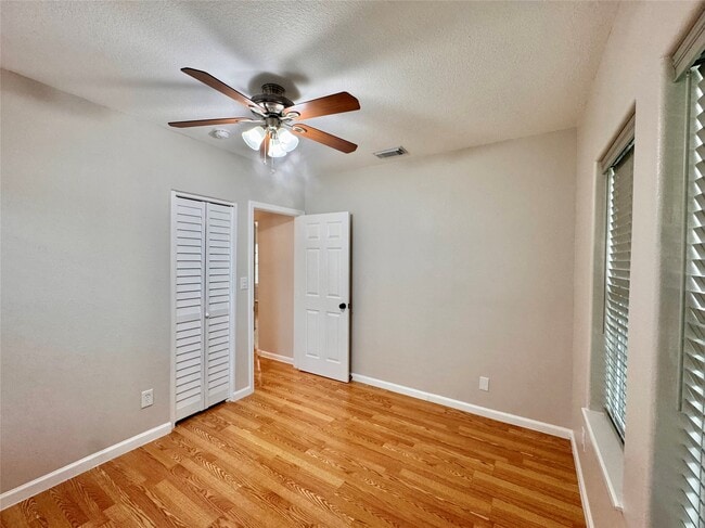 Building Photo - 805 Tabor St