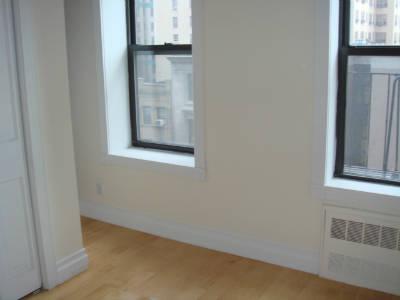 Building Photo - 221 E 23rd St