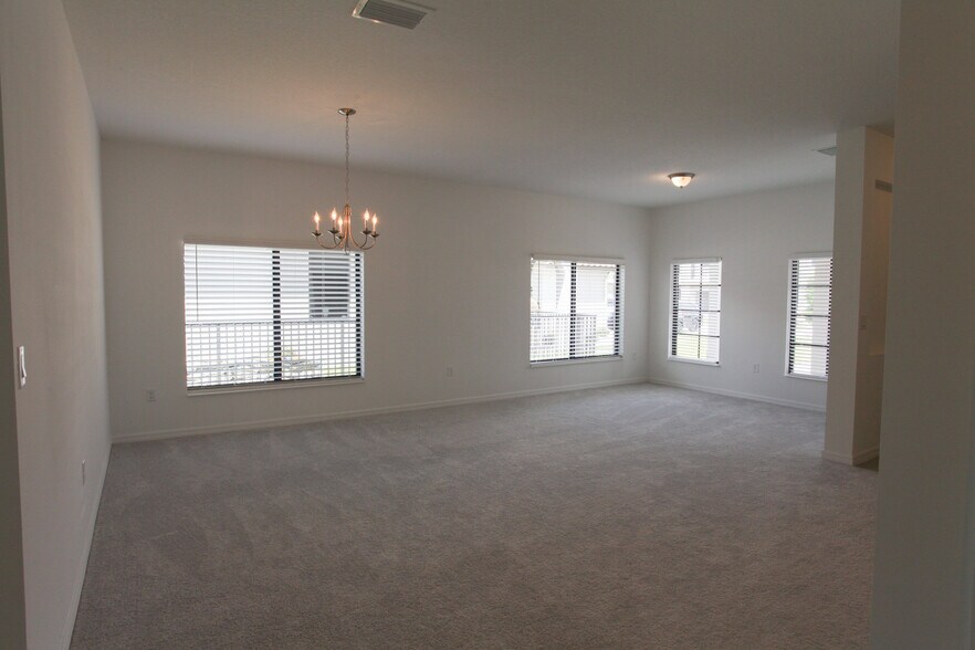 Building Photo - 4864 Gambero Way