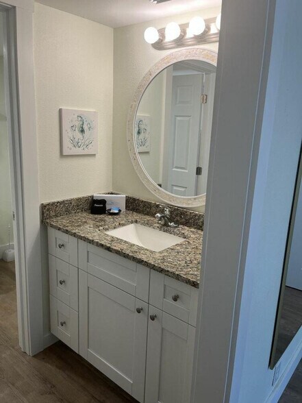 Building Photo - 7785 Estero Blvd