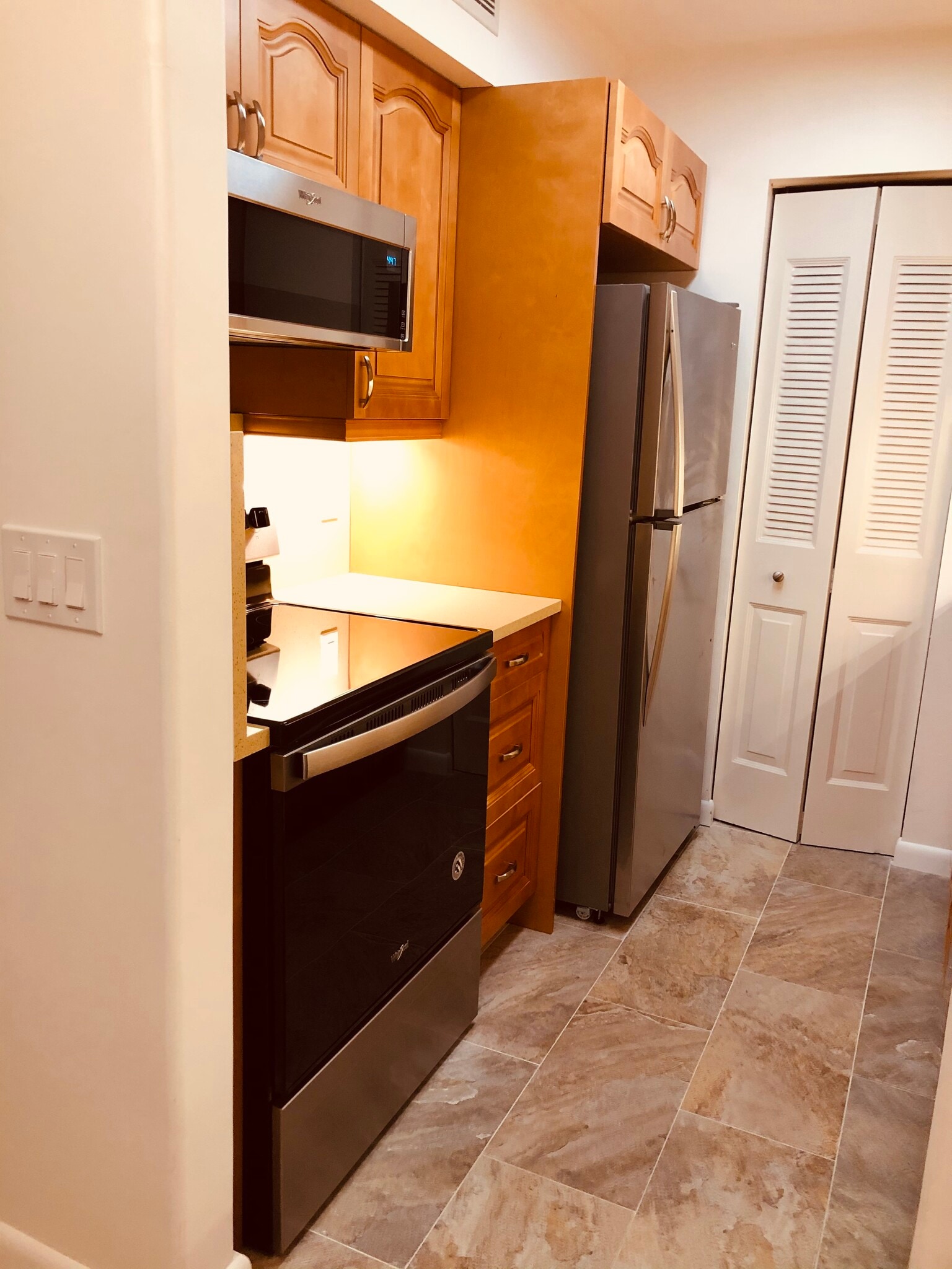 New Stove,Refrigerator,microwave wooden cabinets - 1210 Old Boynton Rd