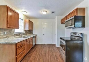 Building Photo - 4835 E Ridge Creek Dr