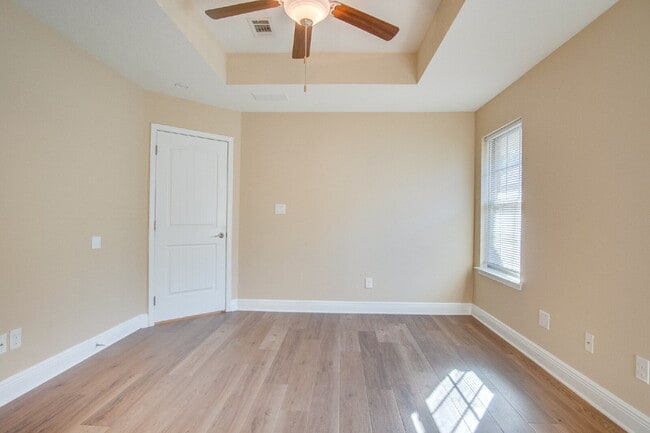 Building Photo - Updated 3BR/2BA Home with Open Floor Plan, Primary Suite, 2-Car Garage & Fenced Backyard Near NAS...