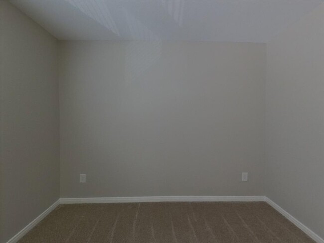 Building Photo - 15684 Del Norte Dr