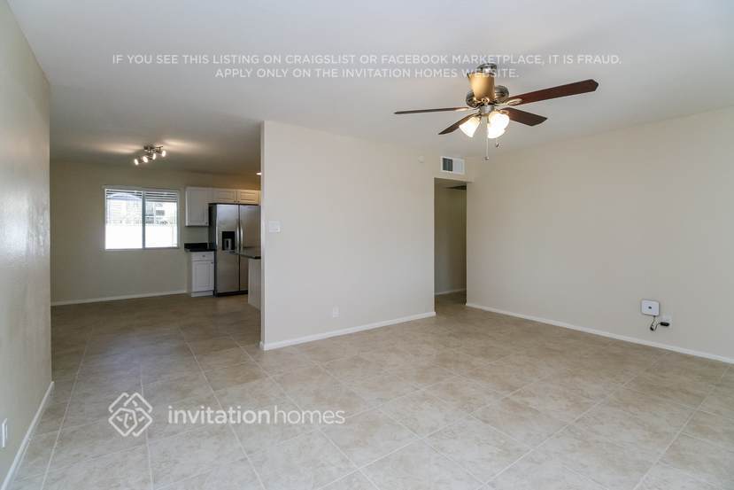 Building Photo - 7420 E Belleview St