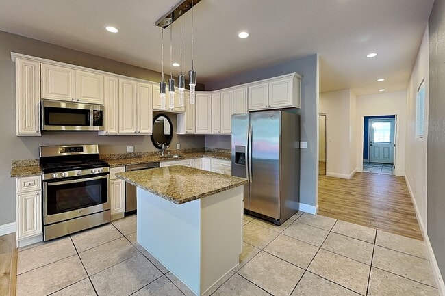 Building Photo - 300430144th