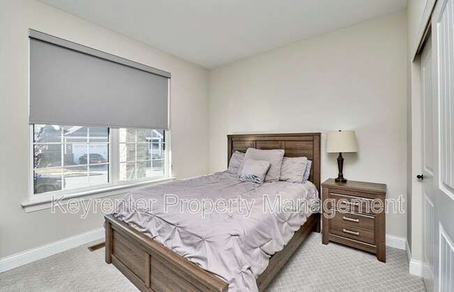 Building Photo - 2453 Grover Ridge Dr