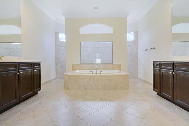 Building Photo - 301 Rudder Cay Way