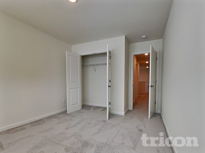 Building Photo - 234 W Turner St