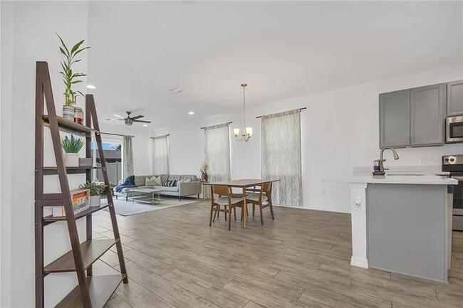 Building Photo - 2712 Picasso Ct