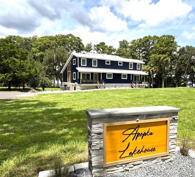 Primary Photo - 419 N Apopka Ave