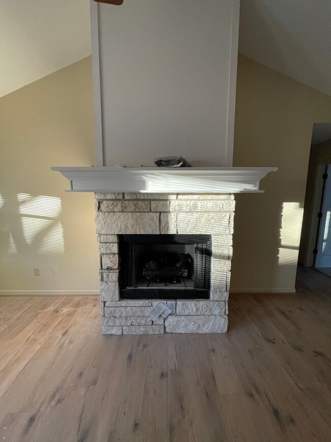 Building Photo - Fully remodeled 3 bedroom home in Wylie!!