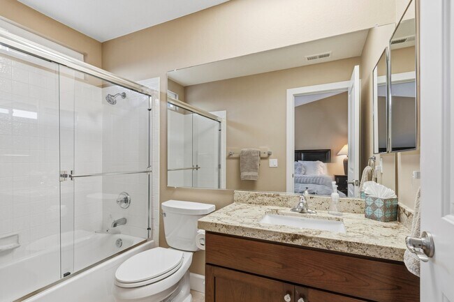 Building Photo - 223 Desert Falls Dr E