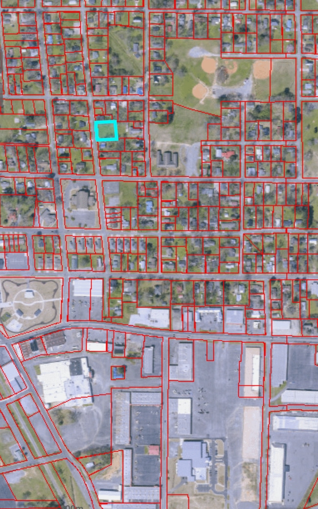 Building Photo - 408 Elm St