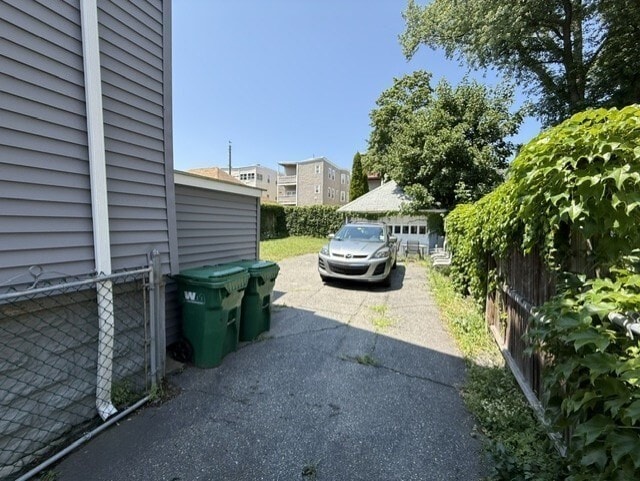 Building Photo - 59 Marion St
