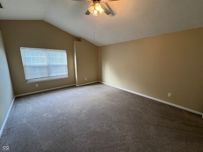 Building Photo - 120 Gazebo Dr