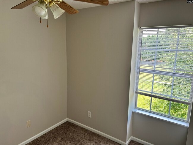 Building Photo - 122 Curvewood Rd