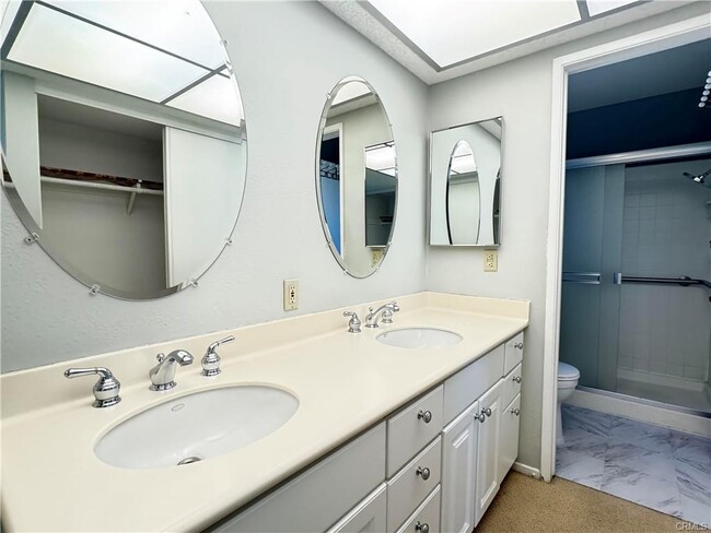 Building Photo - 14371 Miro Ct