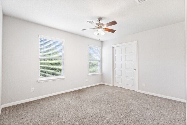 Building Photo - 4 Bedroom/2.5 Bathroom Home in the Hidden Canyons at Texas Research Park Subdivison