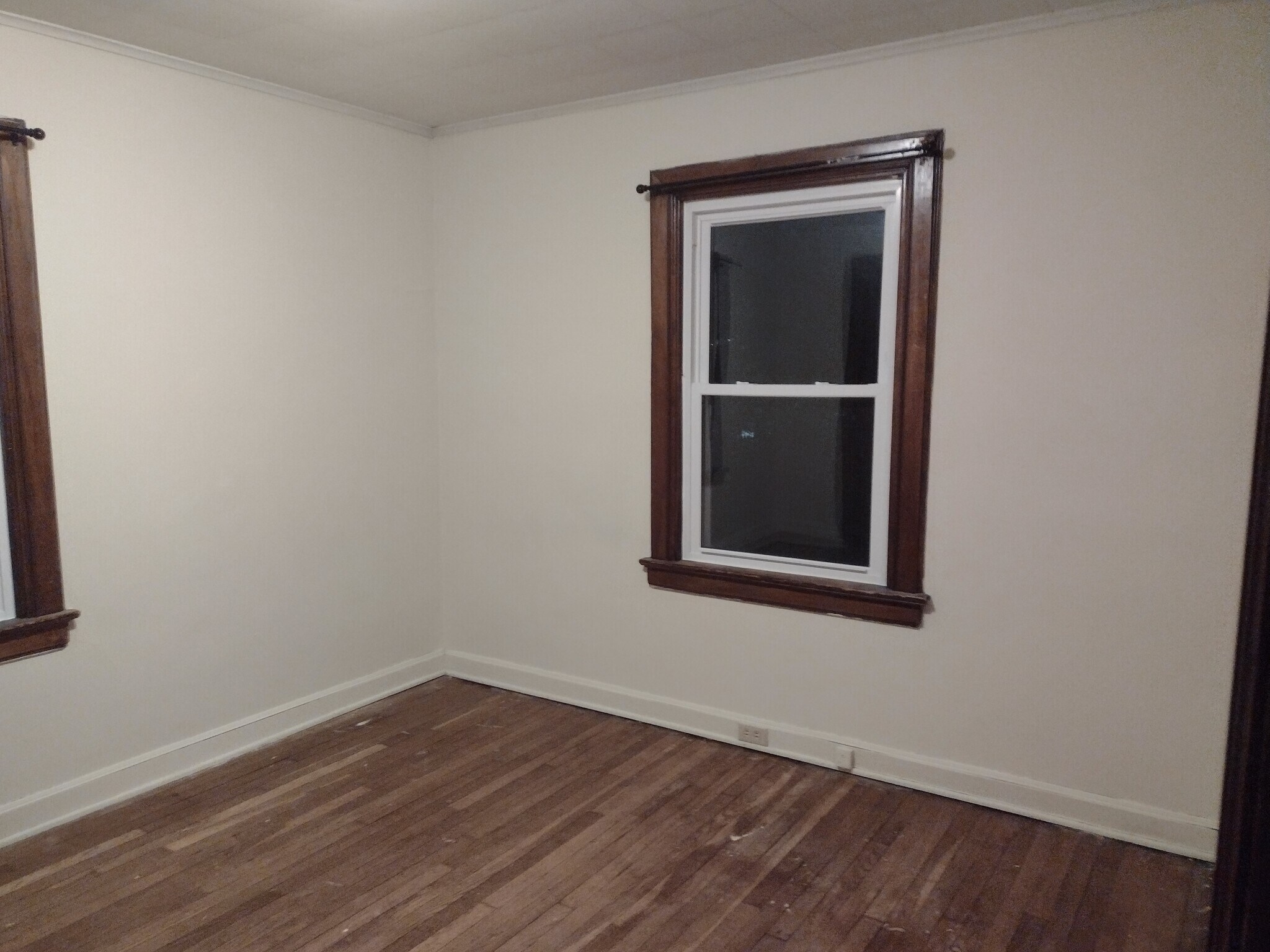 Building Photo - 875 Sheridan Avenue