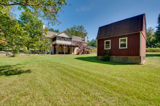 Building Photo - 5700 Miles Rd