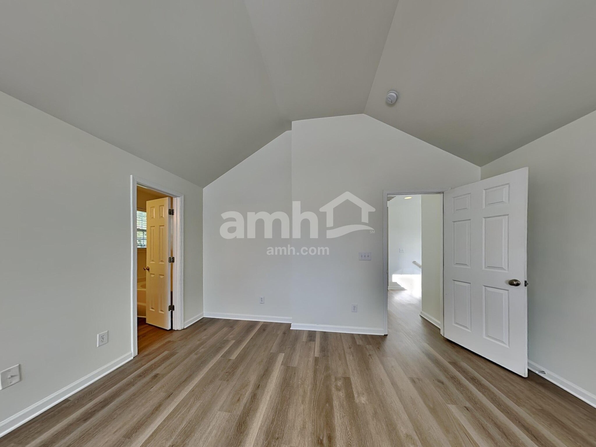 Building Photo - 2504 Boulder Ridge Dr