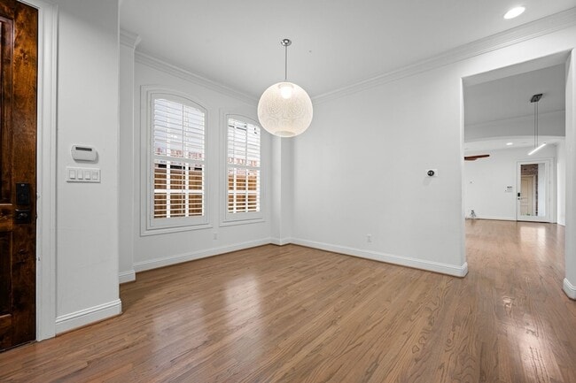 Building Photo - 3642 Asbury St