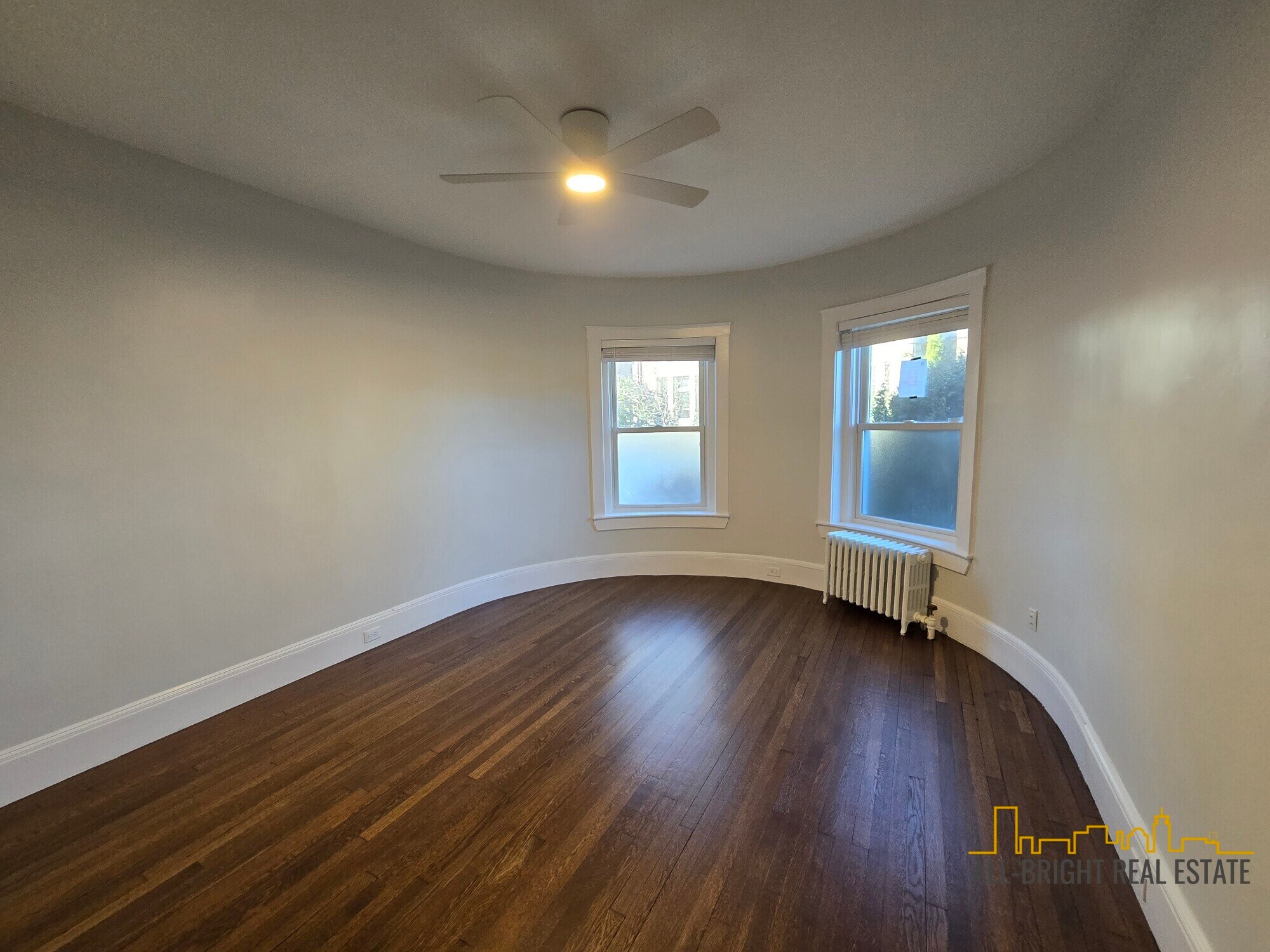 Building Photo - 369 Tappan St