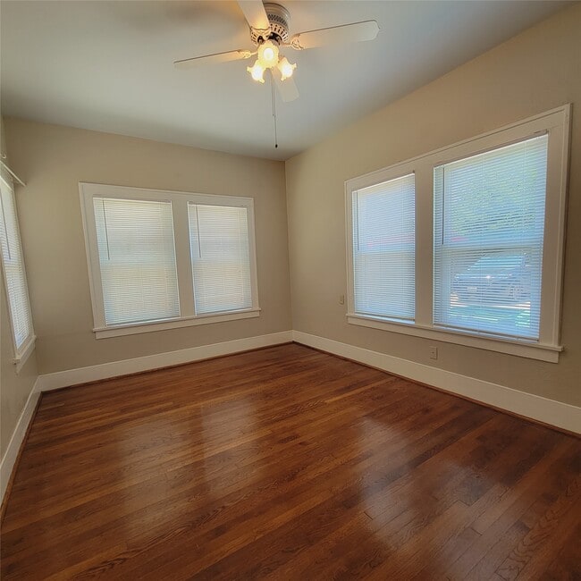 Building Photo - 2408 Huldy St