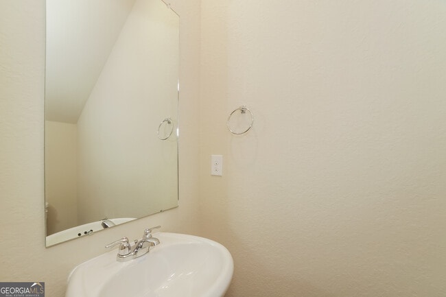 Building Photo - 334 Augusta Woods Dr