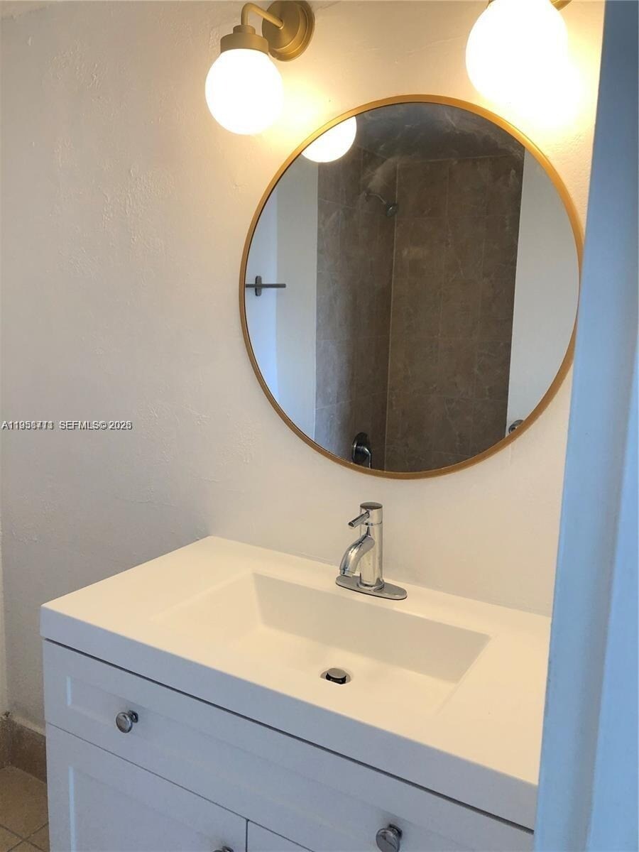 Building Photo - 4150 NW 79th Ave