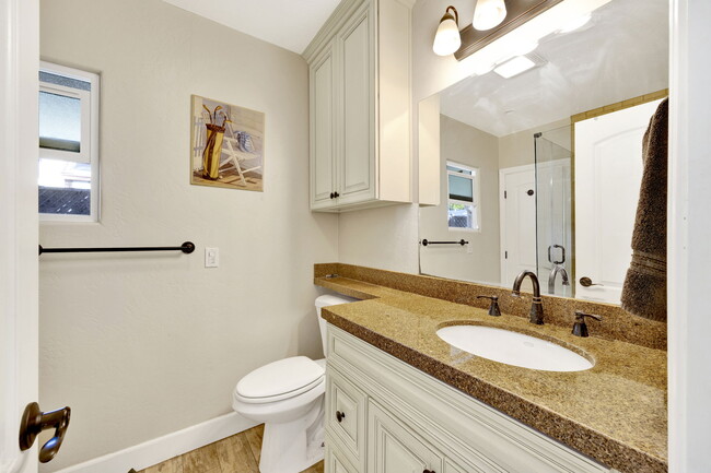 bathroom - 319 W Chevy Chase Dr