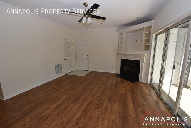 Building Photo - 643 Oakland Hills Dr