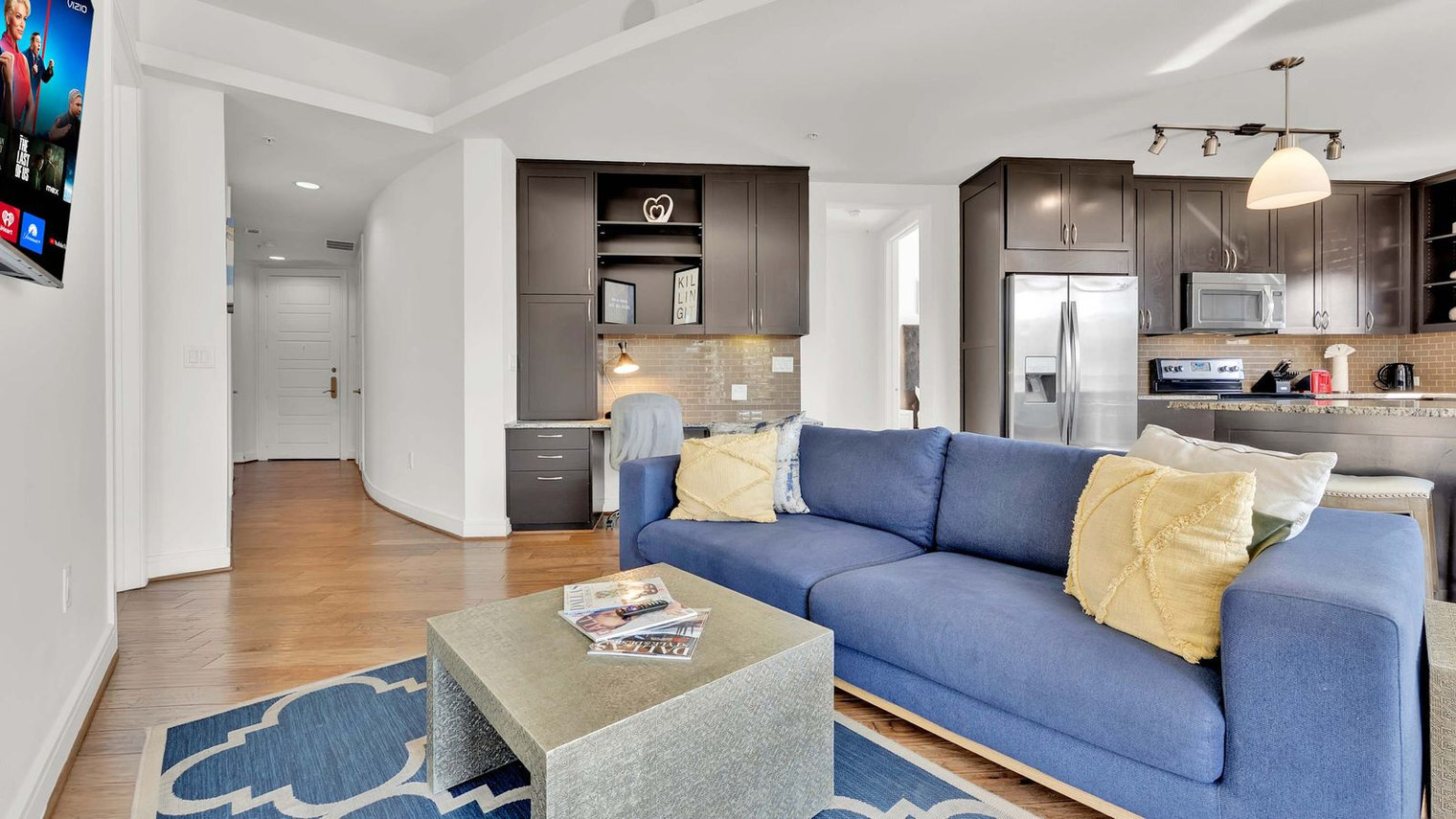 Building Photo - 101 Bowen St